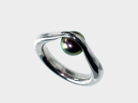 HUKU Silver Ring - Black Freshwater Pearl   - Price indicates HKD